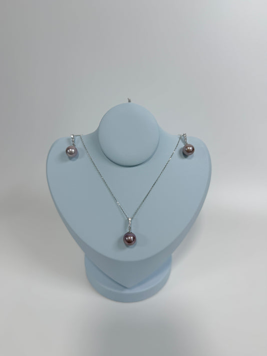 Freshwater Edison Pearl Necklace & Earrings Set